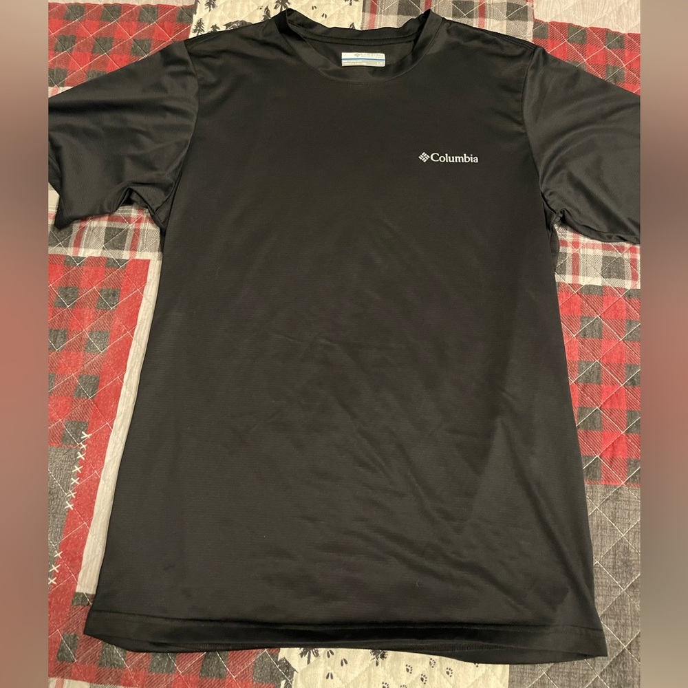 Men’s Columbia Dry Fit Shirt